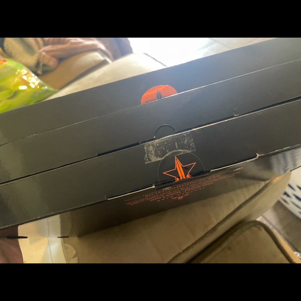 Jeffree Star Halloween mirror bundle